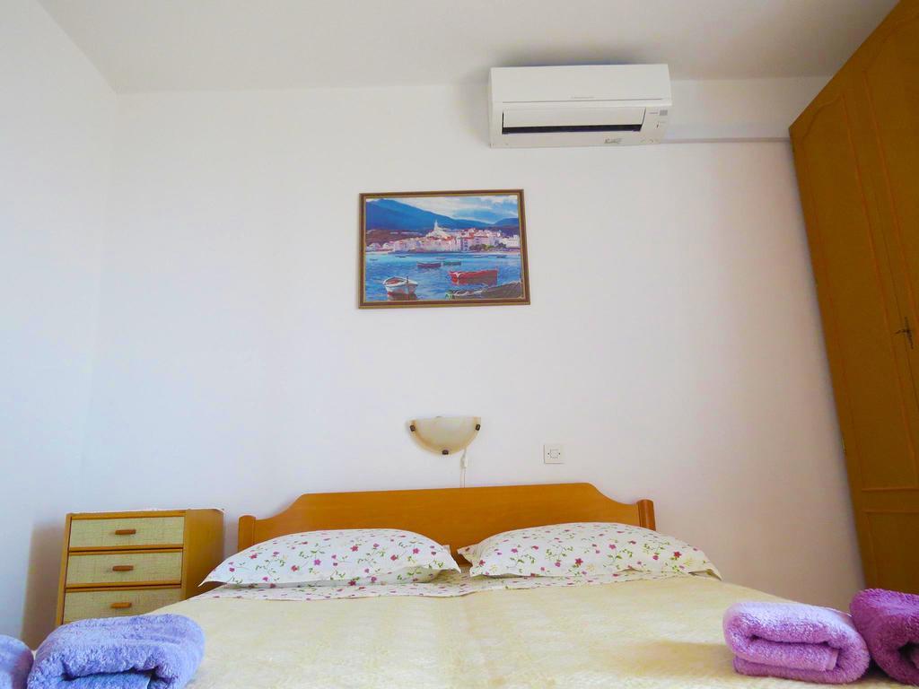 Apartments Pino Brela Luaran gambar