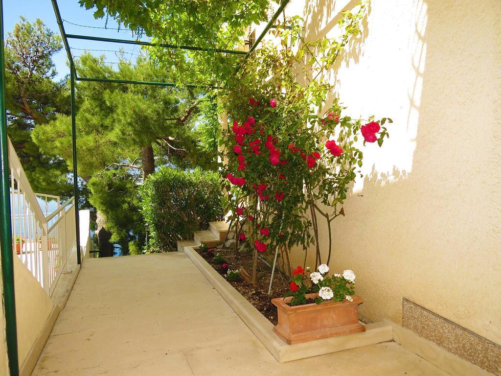 Apartments Pino Brela Luaran gambar